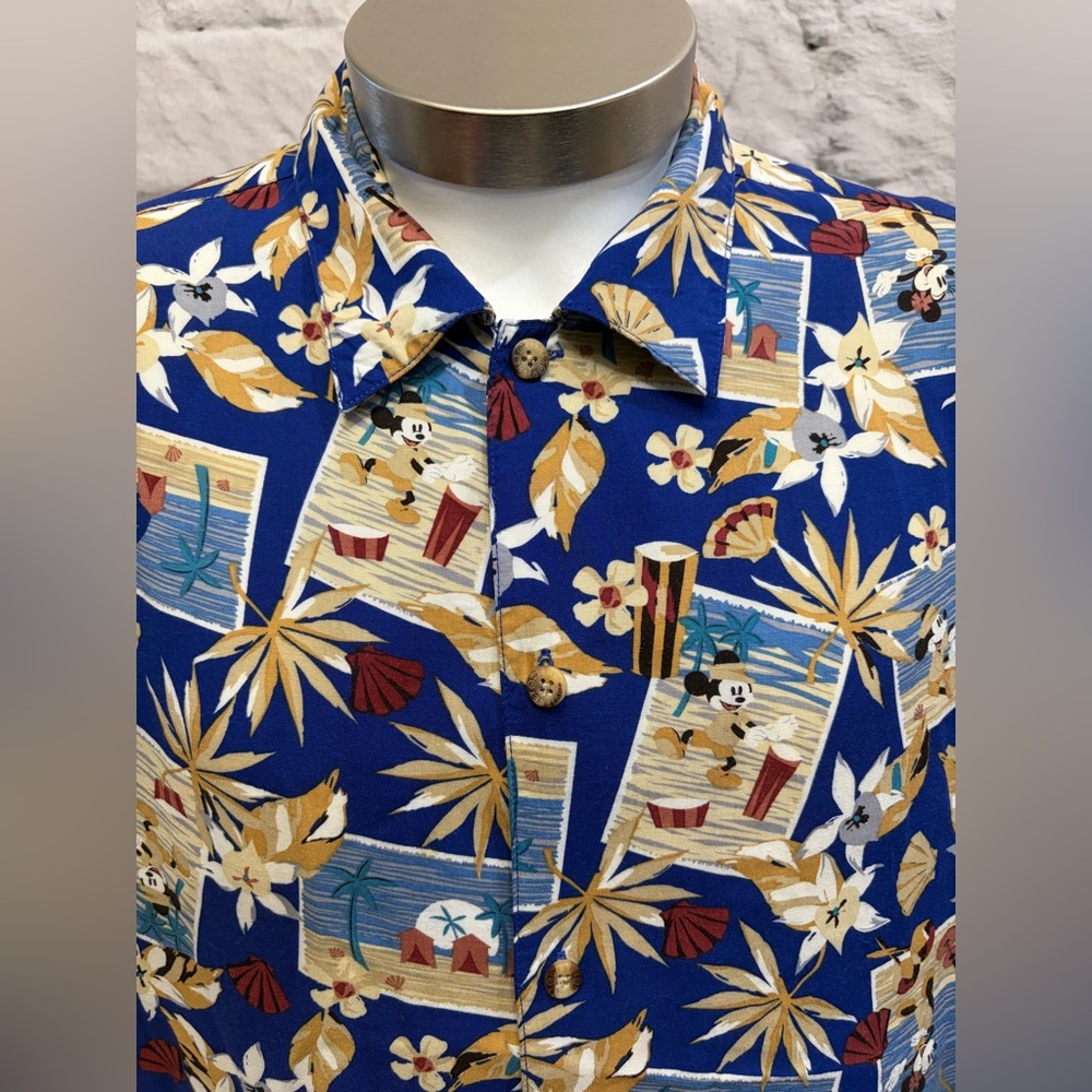 Disney Vintage 90s Blue Hawaiian Print‎ Mickey Mouse & Minnie Tropical Shirt